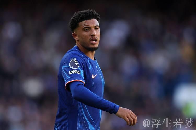 尤文欲本周拿下桑乔,年薪谈判仍存200万分歧,曼联出售难题显现 尤文欲本周拿下桑乔,年薪谈判仍存200万分歧,曼联出售难题显现